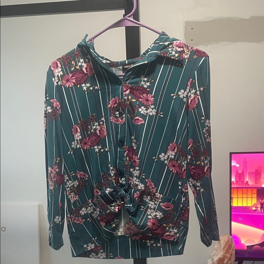 Almost Famous Teal and Pink Floral Button Down Shirt